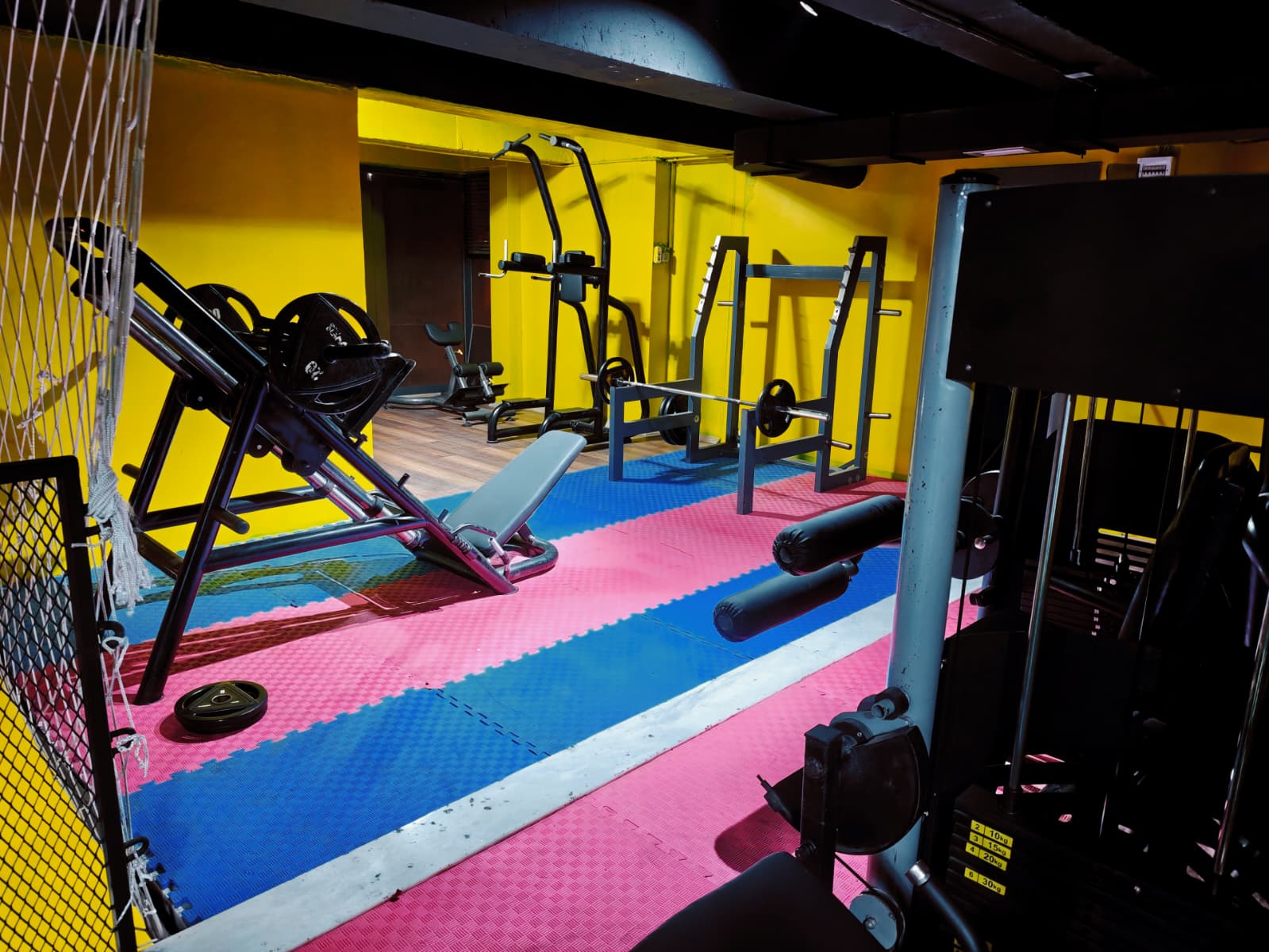 Beast Fitness Squat Rack